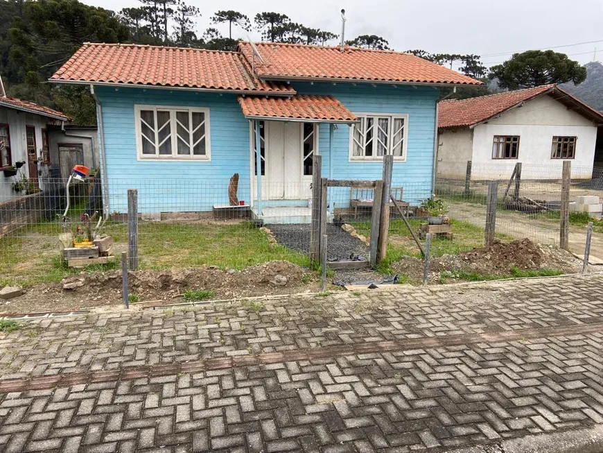 Foto 1 de Casa com 2 Quartos à venda, 845m² em Centro, Urubici