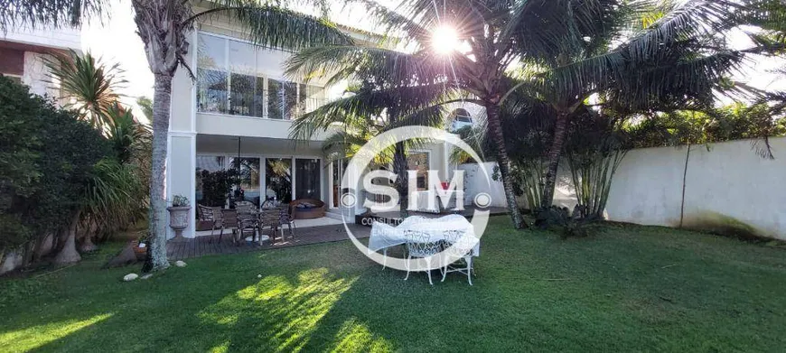 Foto 1 de Casa de Condomínio com 6 Quartos à venda, 760m² em Passagem, Cabo Frio