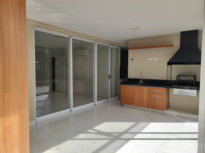 Foto 1 de Apartamento com 3 Quartos à venda, 270m² em Jardim Floresta, São Paulo