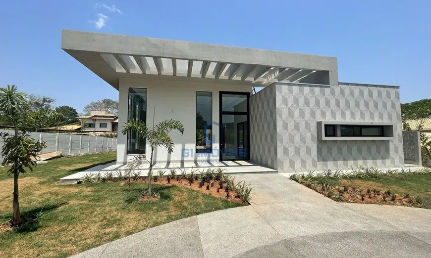 Foto 1 de Casa de Condomínio com 4 Quartos à venda, 373m² em Residencial Aldeia do Vale, Goiânia