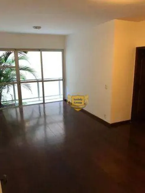 Foto 1 de Apartamento com 3 Quartos para alugar, 98m² em Leblon, Rio de Janeiro