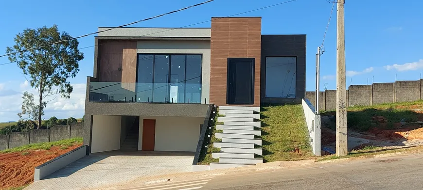 Foto 1 de Casa de Condomínio com 4 Quartos à venda, 270m² em Parque Imperador, Bragança Paulista