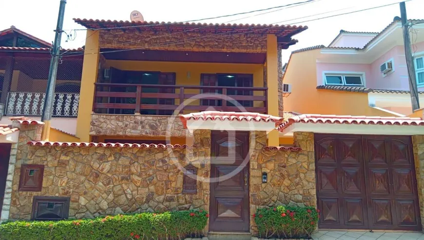 Foto 1 de Casa com 3 Quartos à venda, 208m² em Taquara, Rio de Janeiro