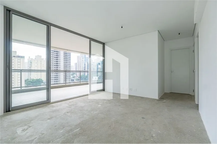 Foto 1 de Apartamento com 3 Quartos à venda, 134m² em Vila Olímpia, São Paulo