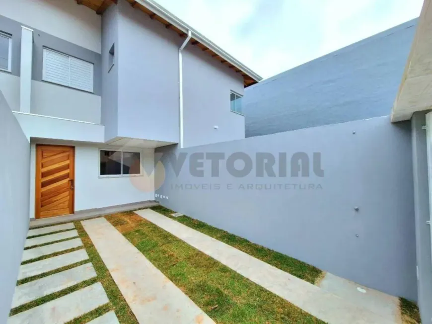 Foto 1 de Sobrado com 2 Quartos à venda, 74m² em Pontal de Santa Marina, Caraguatatuba