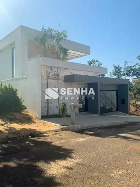 Foto 1 de Casa com 3 Quartos à venda, 301m² em Jardim Inconfidência, Uberlândia