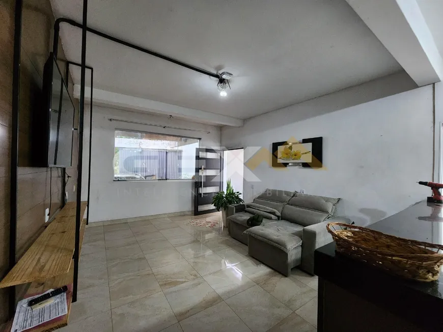Foto 1 de Casa com 3 Quartos à venda, 135m² em Antônio Fonseca, Divinópolis