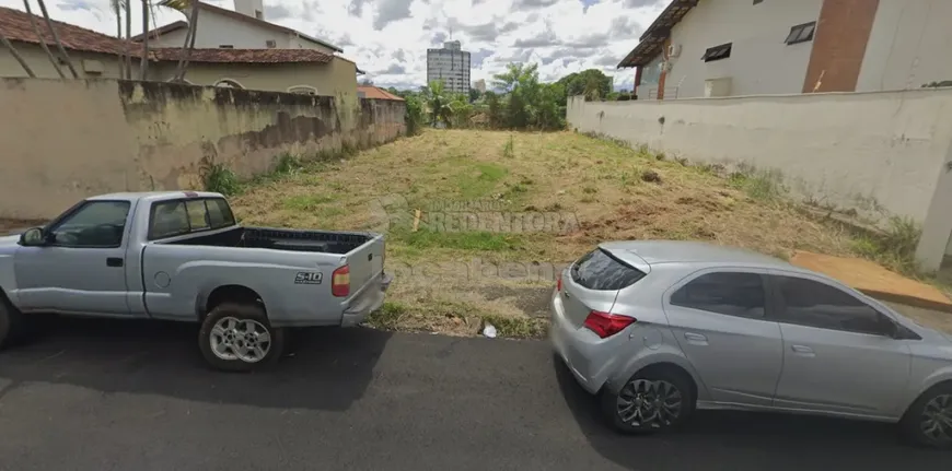 Foto 1 de Lote/Terreno à venda, 525m² em Jardim Redentor, São José do Rio Preto