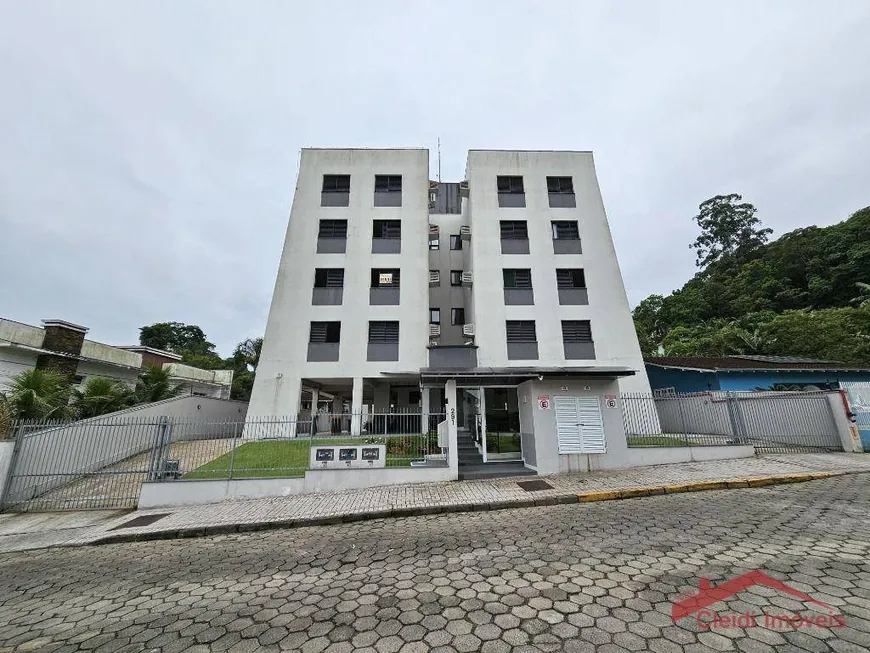 Foto 1 de Apartamento com 3 Quartos para alugar, 81m² em Iririú, Joinville