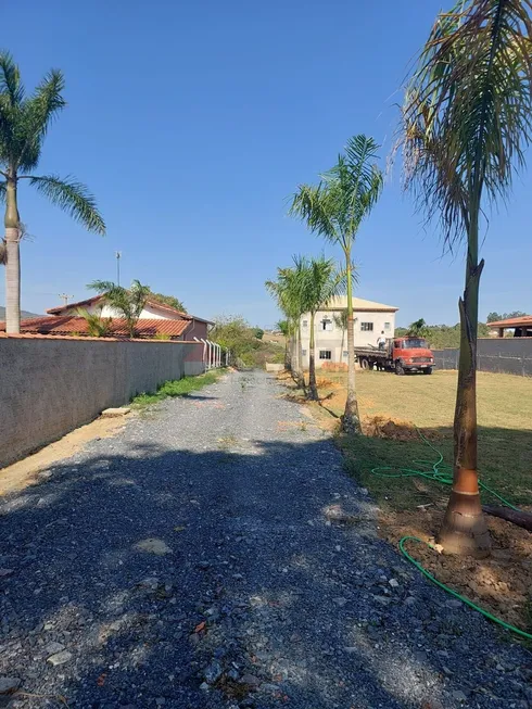 Foto 1 de Fazenda/Sítio com 4 Quartos à venda, 310m² em Iperozinho, Capela do Alto