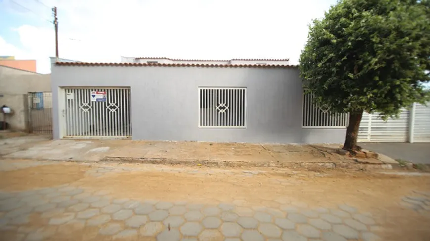 Foto 1 de Casa com 2 Quartos à venda, 97m² em Centro, Álvares Machado