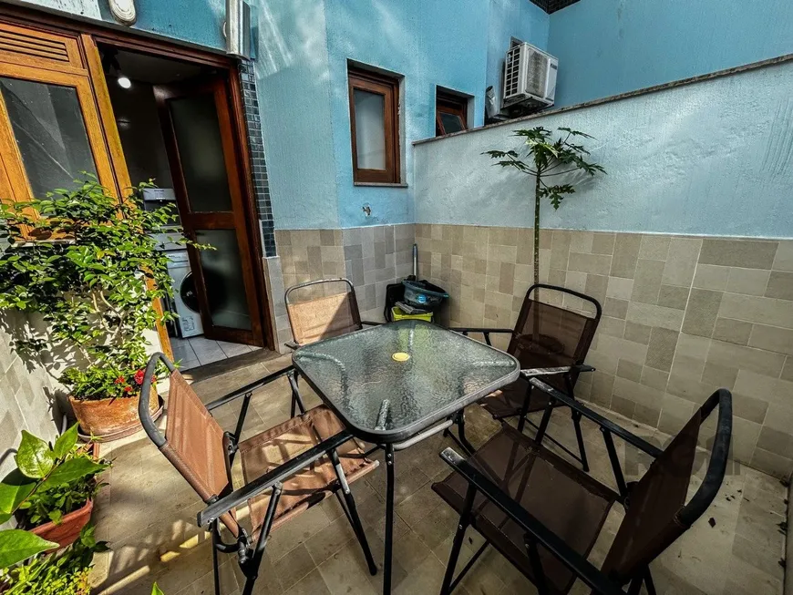 Foto 1 de Apartamento com 3 Quartos à venda, 90m² em Ipanema, Porto Alegre