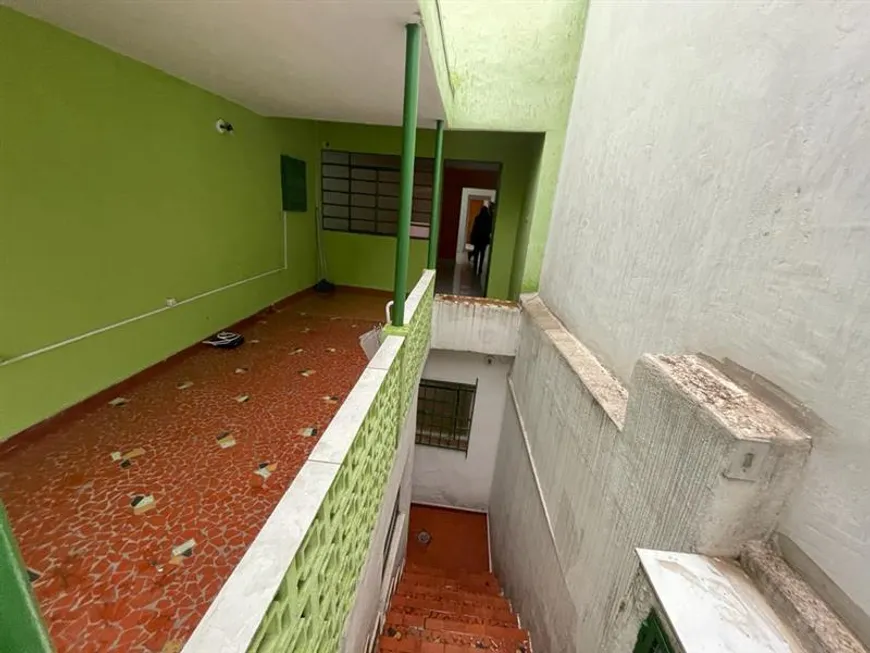 Foto 1 de Casa com 2 Quartos à venda, 200m² em Vila Romana, São Paulo