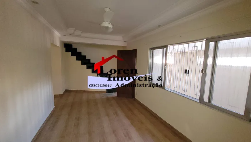 Foto 1 de Sobrado com 3 Quartos à venda, 105m² em Vila Cascatinha, São Vicente