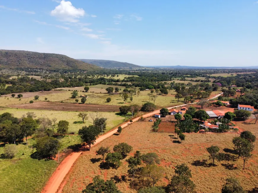 Foto 1 de Fazenda/Sítio com 3 Quartos à venda, 55500m² em Zona Rural, Felixlândia