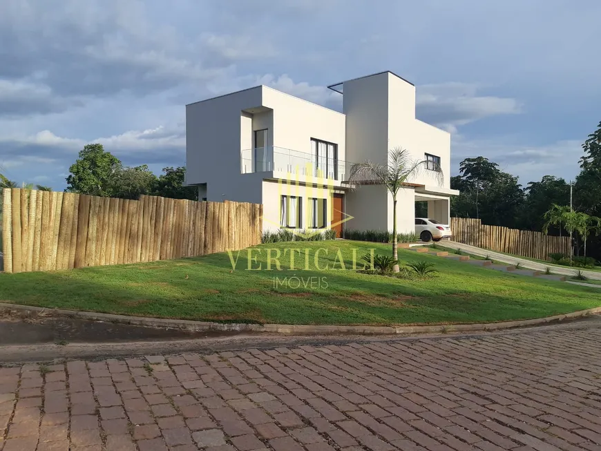 Foto 1 de Casa de Condomínio com 4 Quartos à venda, 277m² em Area Rural de Cuiaba, Cuiabá