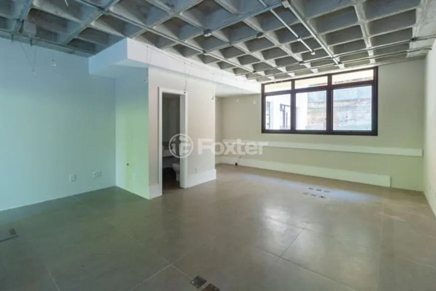 Foto 1 de Sala Comercial à venda, 76m² em Auxiliadora, Porto Alegre