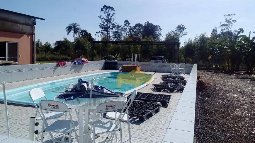 Foto 1 de Fazenda/Sítio com 1 Quarto à venda, 1000m² em Zona Rural, Rio Claro