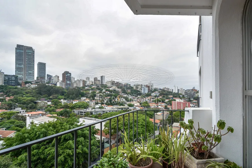 Foto 1 de Apartamento com 2 Quartos à venda, 158m² em Vila Madalena, São Paulo