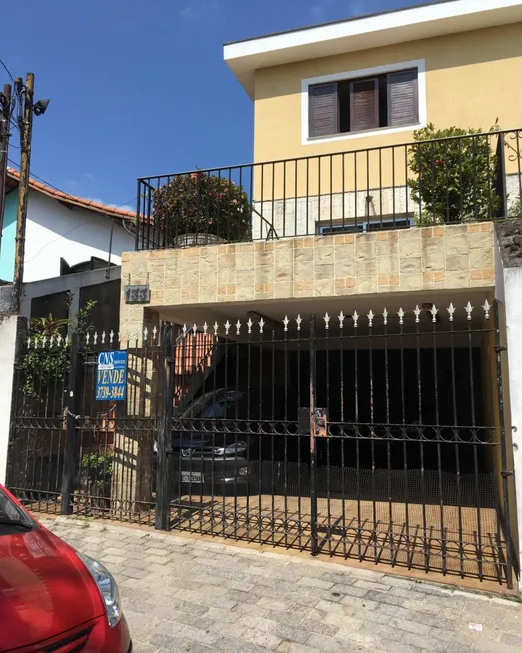 Foto 1 de Casa com 3 Quartos à venda, 190m² em Jardim Claudia, São Paulo