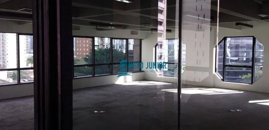 Foto 1 de Sala Comercial à venda, 240m² em Itaim Bibi, São Paulo