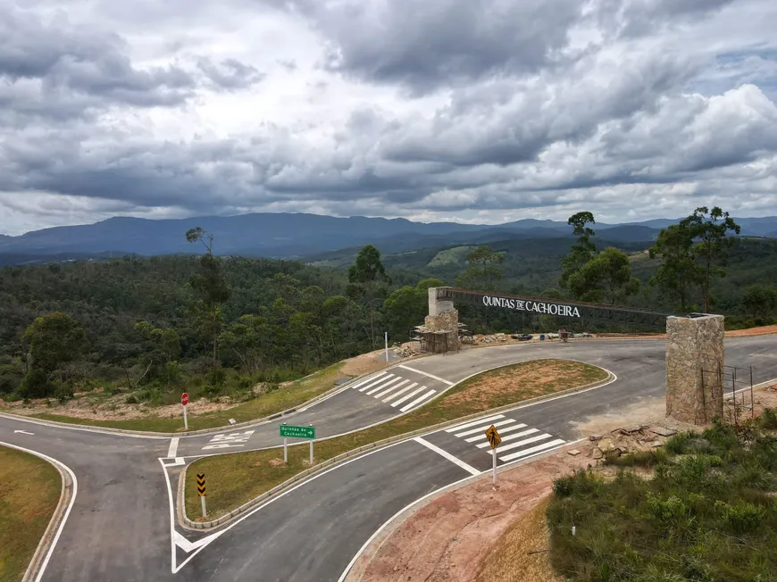 Foto 1 de Lote/Terreno à venda, 1500m² em Cachoeira do Campo, Ouro Preto