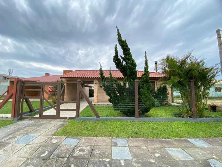 Foto 1 de Casa com 3 Quartos à venda, 179m² em Remanso, Xangri-lá