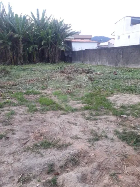 Foto 1 de Lote/Terreno à venda, 360m² em Itaipu, Niterói