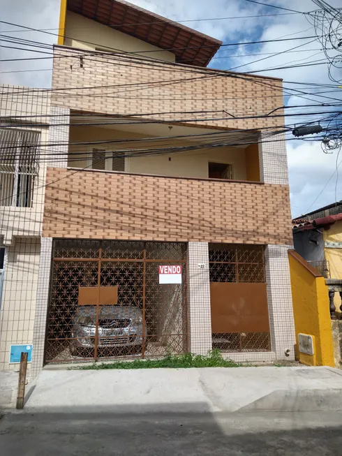 Foto 1 de Casa com 4 Quartos à venda, 210m² em Joaquim Tavora, Fortaleza