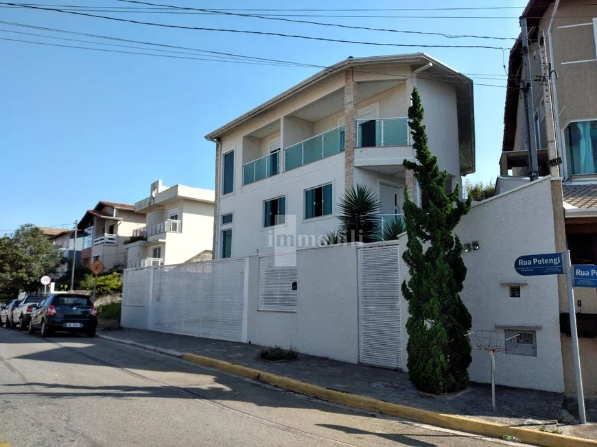 Foto 1 de Casa de Condomínio com 3 Quartos à venda, 270m² em Jardim Rio das Pedras, Cotia