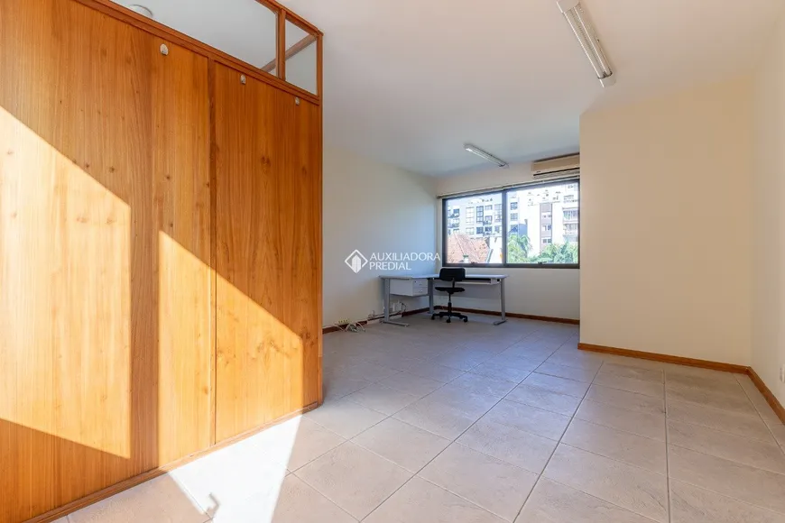 Foto 1 de Sala Comercial à venda, 37m² em Moinhos de Vento, Porto Alegre