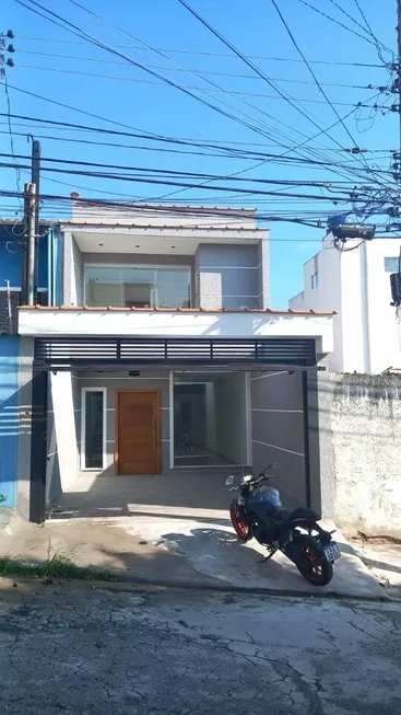 Foto 1 de Sobrado com 3 Quartos à venda, 125m² em Vila Nivi, São Paulo