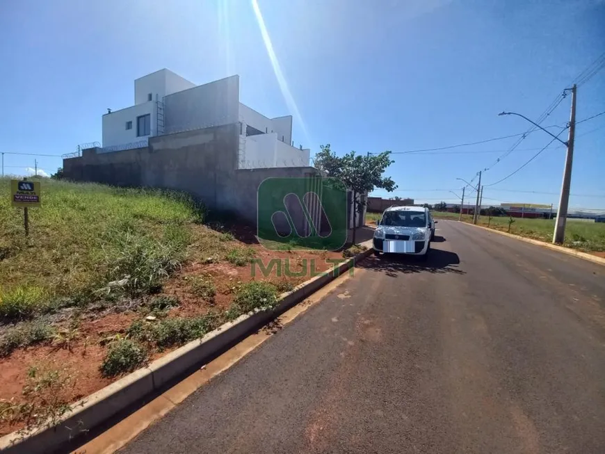 Foto 1 de Lote/Terreno com 1 Quarto à venda, 286m² em Grand Ville, Uberlândia