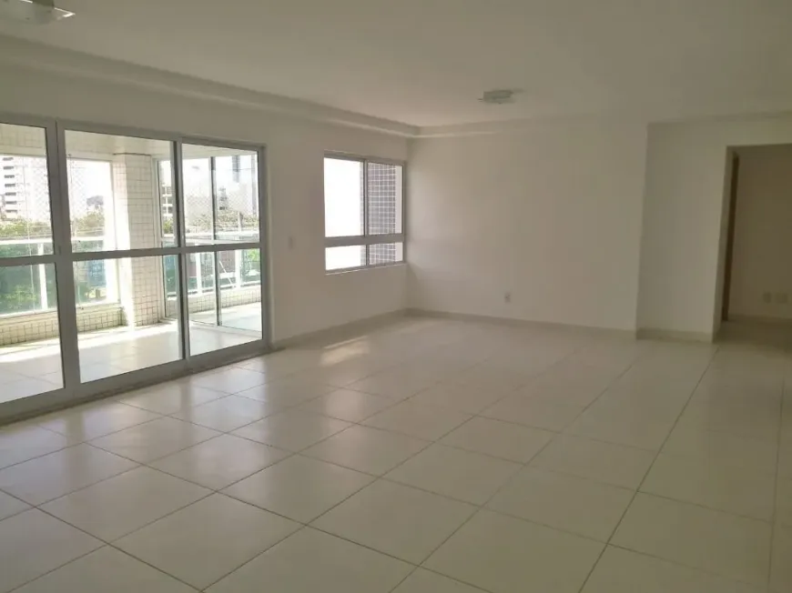 Foto 1 de Apartamento com 3 Quartos à venda, 147m² em Lagoa Nova, Natal