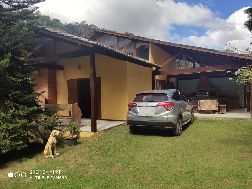 Foto 1 de Fazenda/Sítio com 3 Quartos à venda, 160m² em Centro, Marechal Floriano