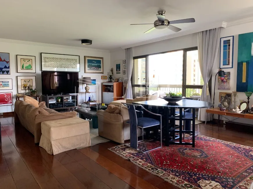 Foto 1 de Apartamento com 4 Quartos à venda, 210m² em Alto de Pinheiros, São Paulo