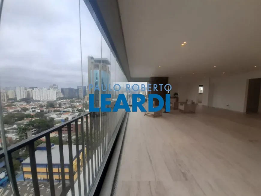Foto 1 de Apartamento com 4 Quartos à venda, 307m² em Itaim Bibi, São Paulo