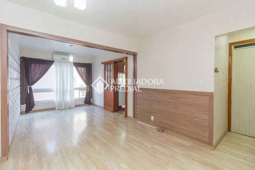 Foto 1 de Apartamento com 3 Quartos à venda, 110m² em Menino Deus, Porto Alegre