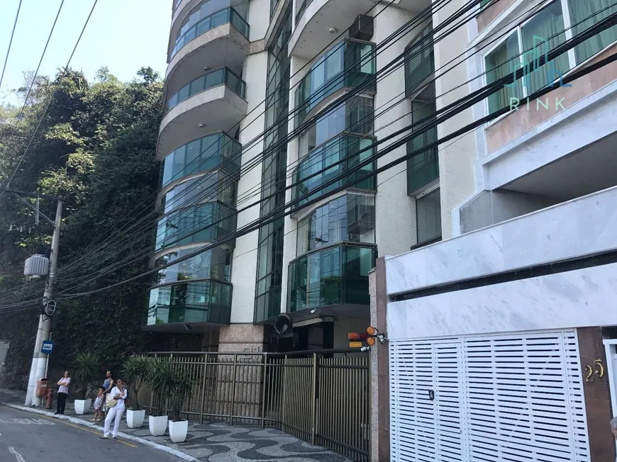 Foto 1 de Apartamento com 4 Quartos à venda, 200m² em Icaraí, Niterói