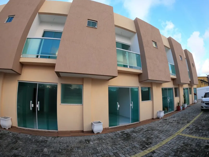 Foto 1 de Casa de Condomínio com 3 Quartos à venda, 77m² em Ipitanga, Lauro de Freitas