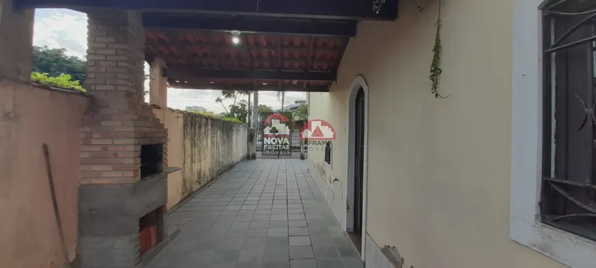 Foto 1 de Casa com 5 Quartos à venda, 300m² em Indaiá, Caraguatatuba