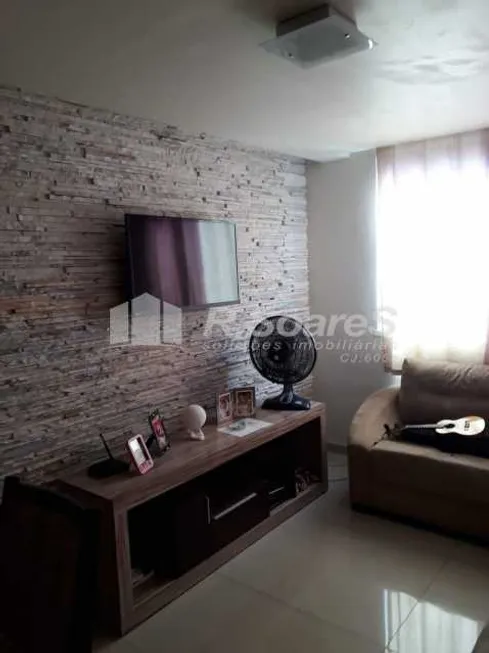 Foto 1 de Apartamento com 2 Quartos à venda, 50m² em Padre Miguel, Rio de Janeiro