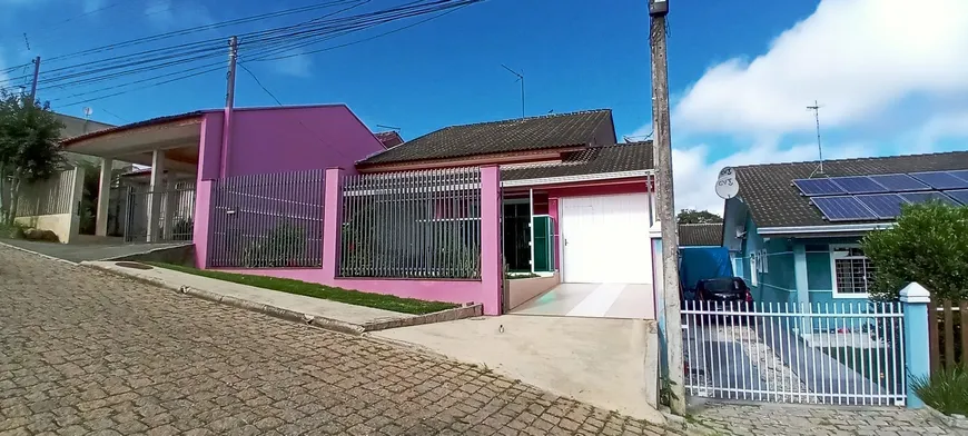 Foto 1 de Casa com 3 Quartos à venda, 190m² em Loteamento Bieda, Campo Largo