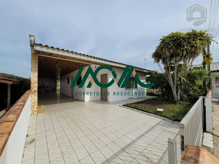 Foto 1 de Casa com 3 Quartos à venda, 120m² em Barra do Sai, Itapoá