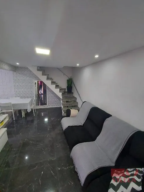 Foto 1 de Casa de Condomínio com 2 Quartos à venda, 80m² em Vila Ema, São Paulo