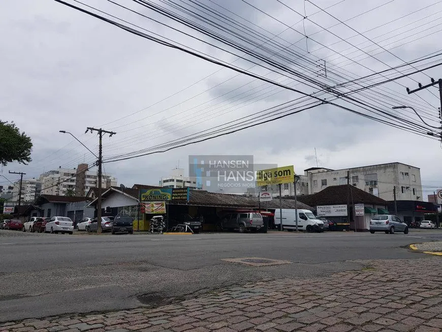 Foto 1 de Lote/Terreno à venda, 2405m² em América, Joinville