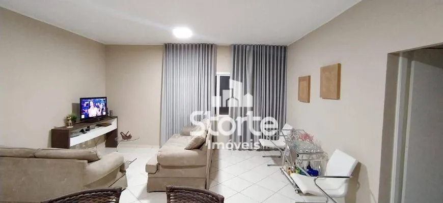 Foto 1 de Apartamento com 3 Quartos à venda, 101m² em Tibery, Uberlândia