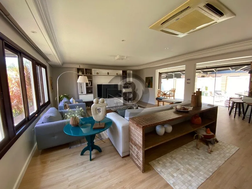Foto 1 de Casa com 4 Quartos à venda, 500m² em Jurerê Internacional, Florianópolis