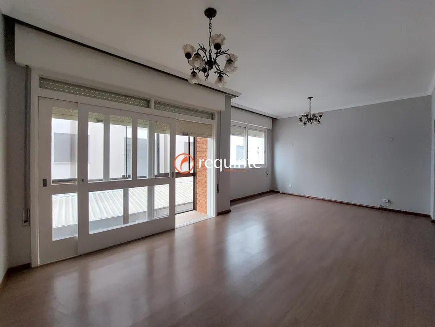 Foto 1 de Apartamento com 3 Quartos para alugar, 115m² em Centro, Pelotas