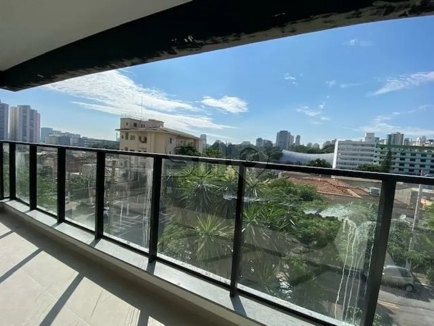 Foto 1 de Apartamento com 3 Quartos à venda, 110m² em Água Branca, São Paulo